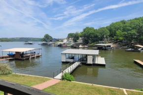 120 Creel Home away from Home for 22 at the Lake